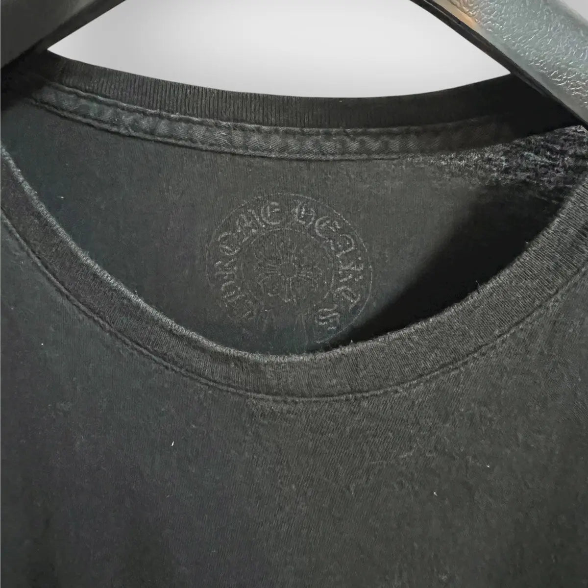 Chrome Hearts Triple Daggers Scroll Logo Tee