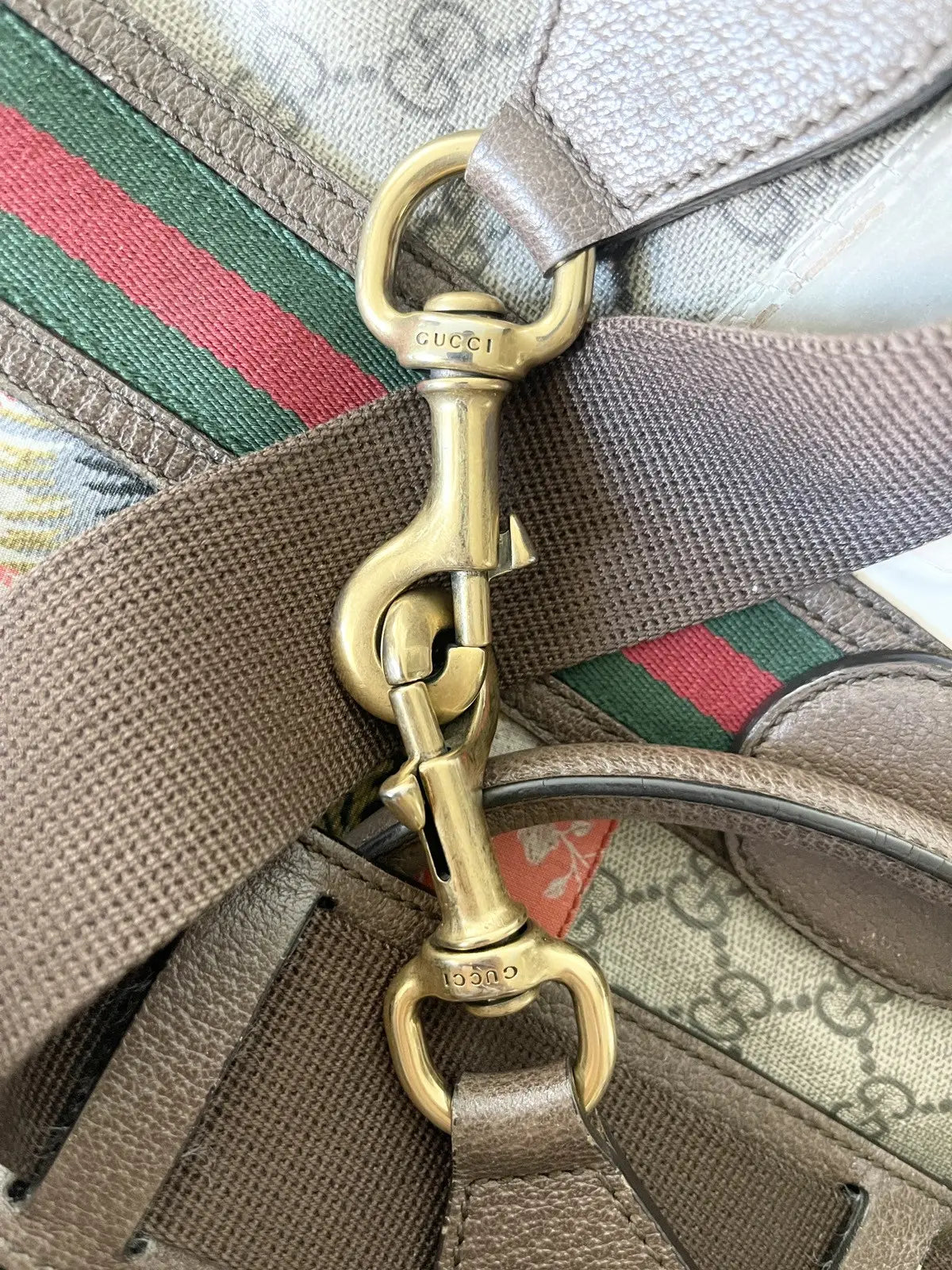 Gucci GG Supreme Monogram Courrier Medium Duffle Bag