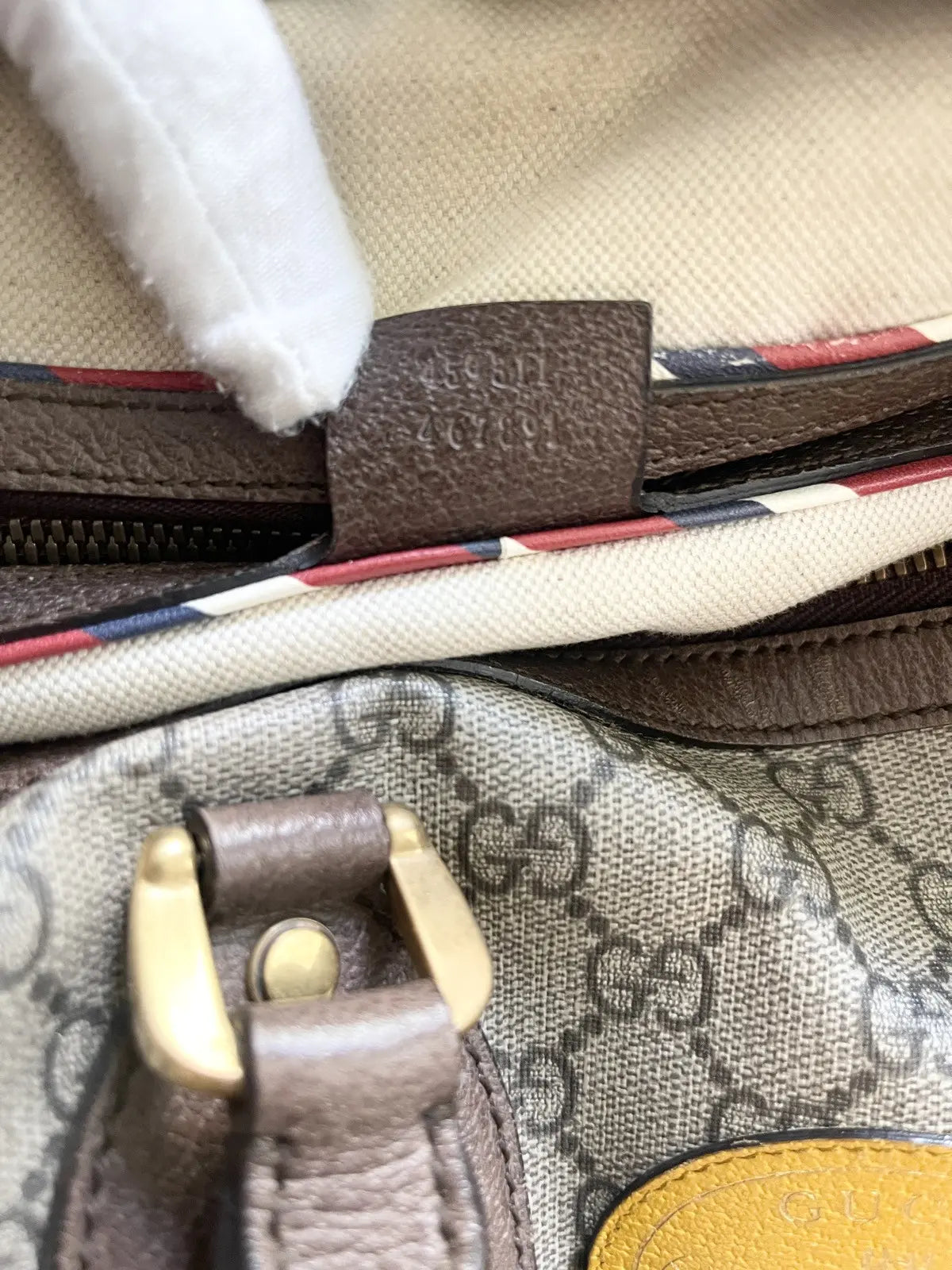 Gucci GG Supreme Monogram Courrier Medium Duffle Bag