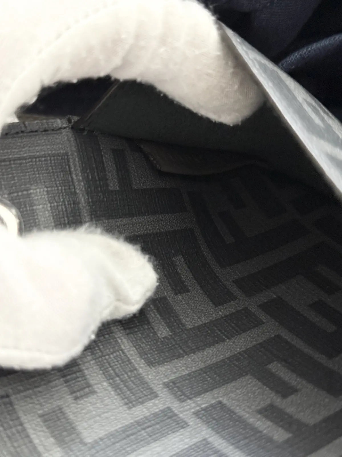 Fendi Peekaboo Iseeu Small Handbag