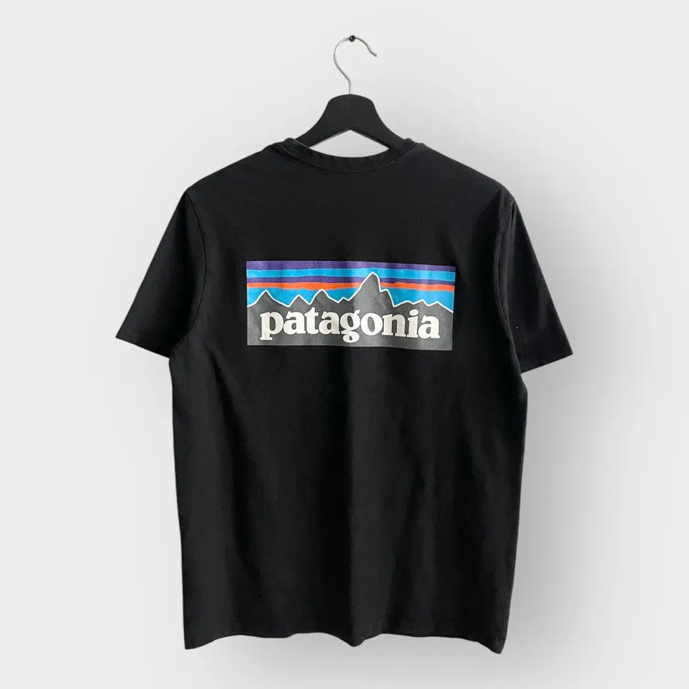 2000s Patagonia Outdoor Logo Tee