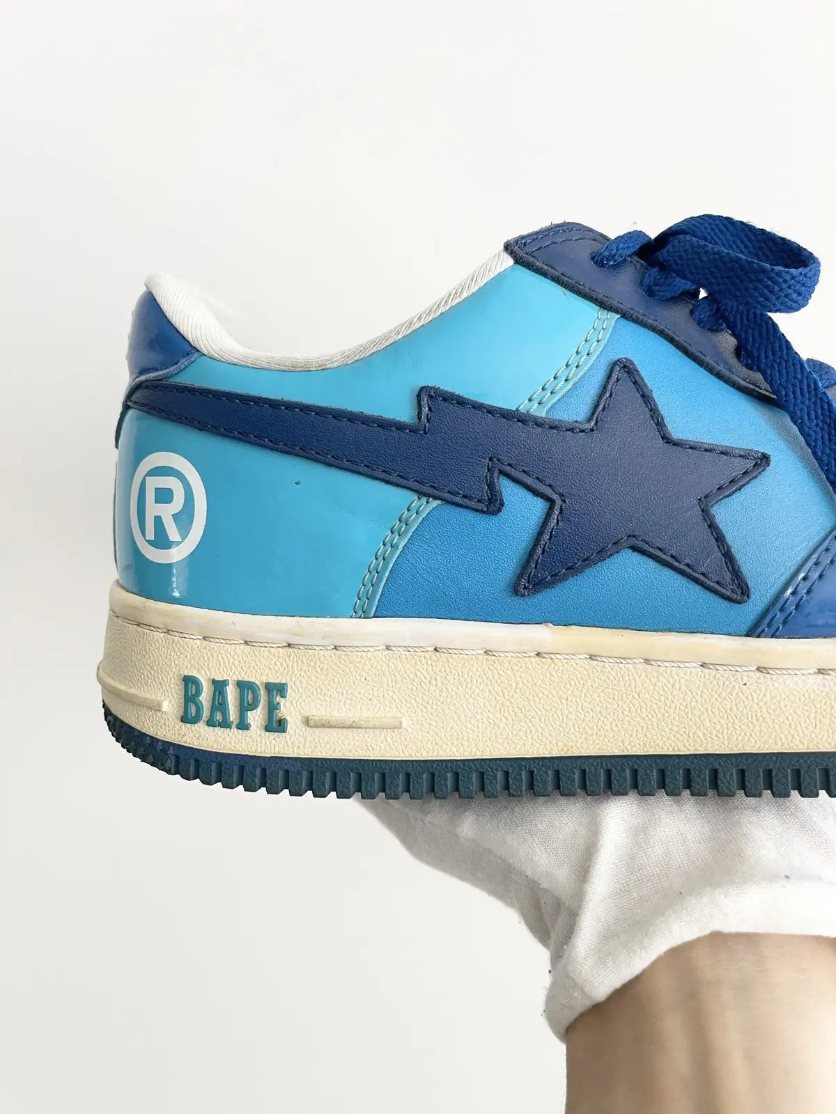 2000s Bape Colette Bapesta