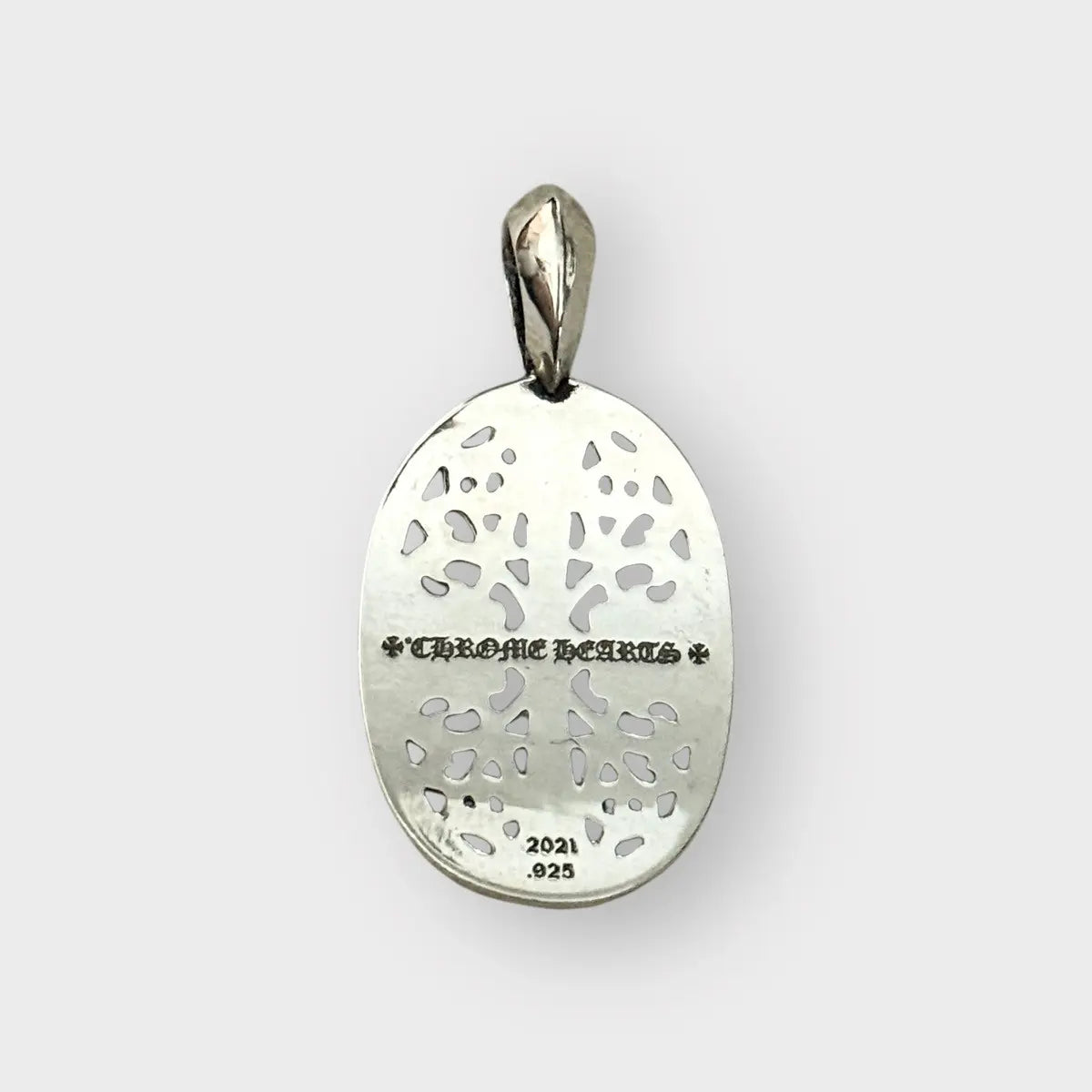 Chrome Hearts Oval Pendant
