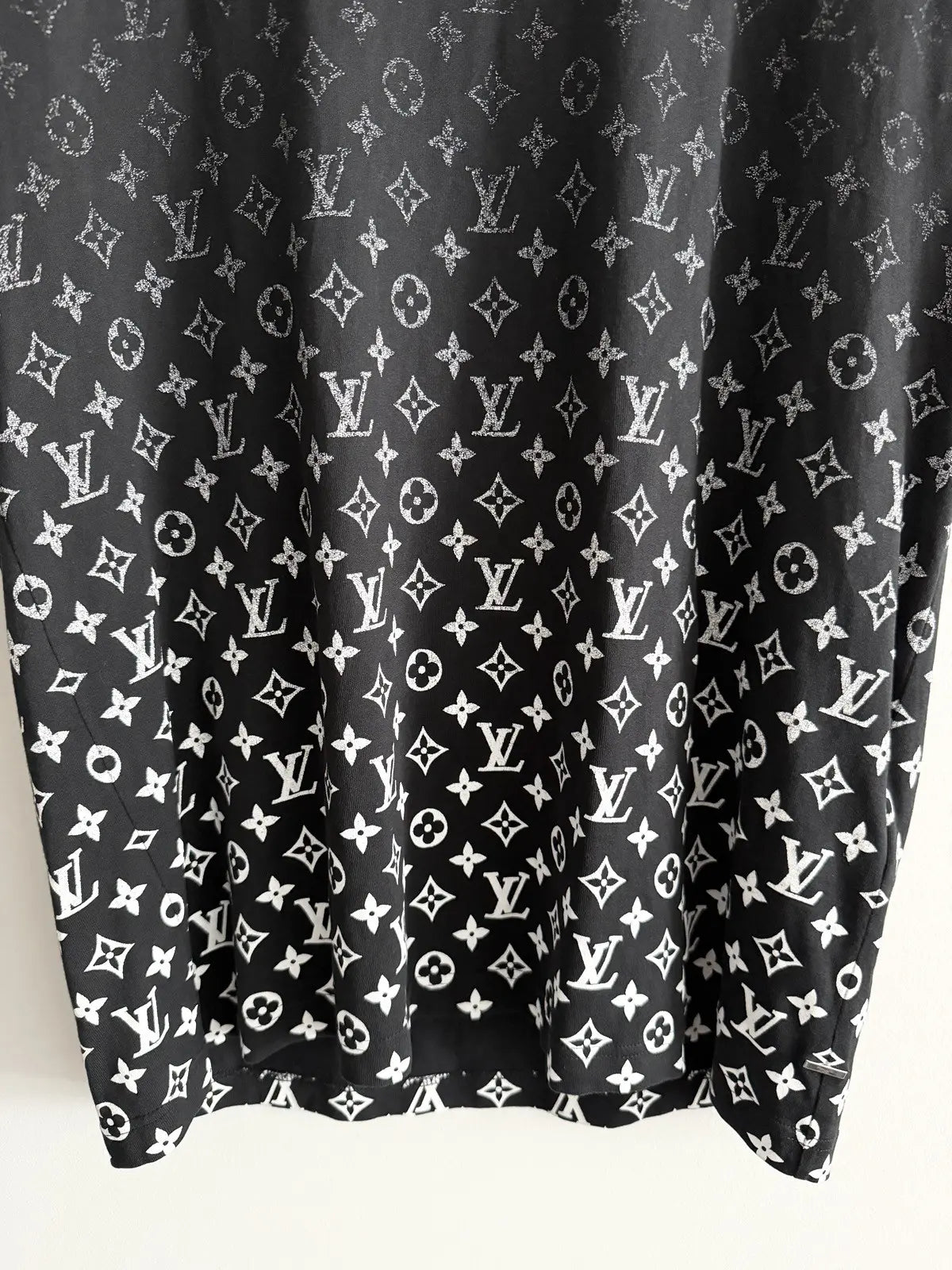 Louis Vuitton Gradient Monogram Tee