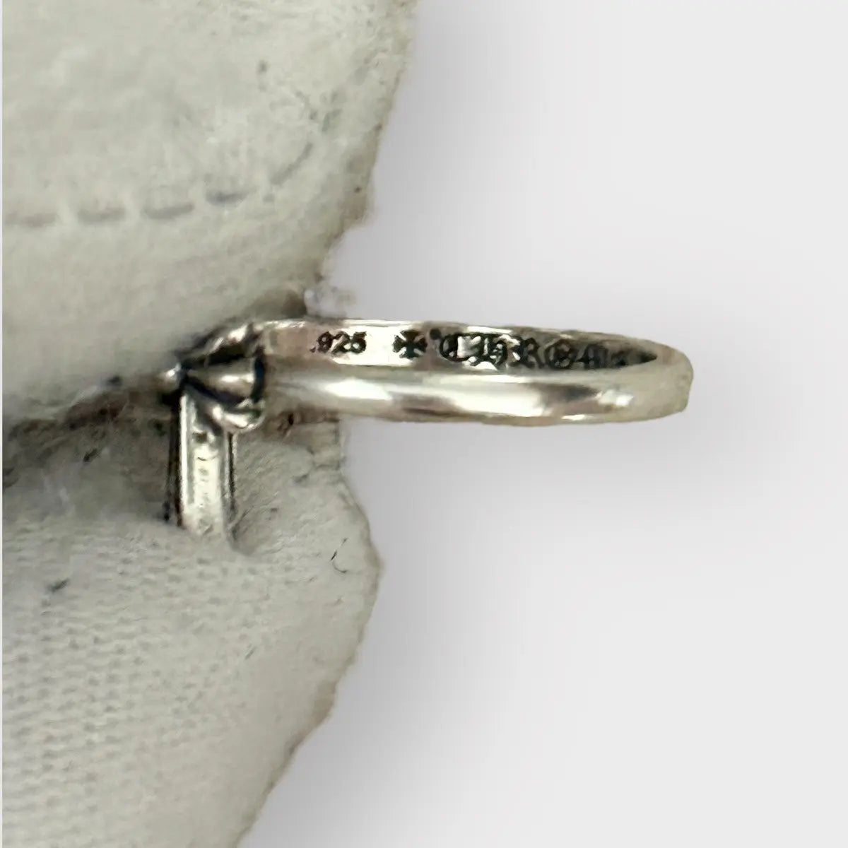 Chrome Hearts “Bubblegum” Cross Ring