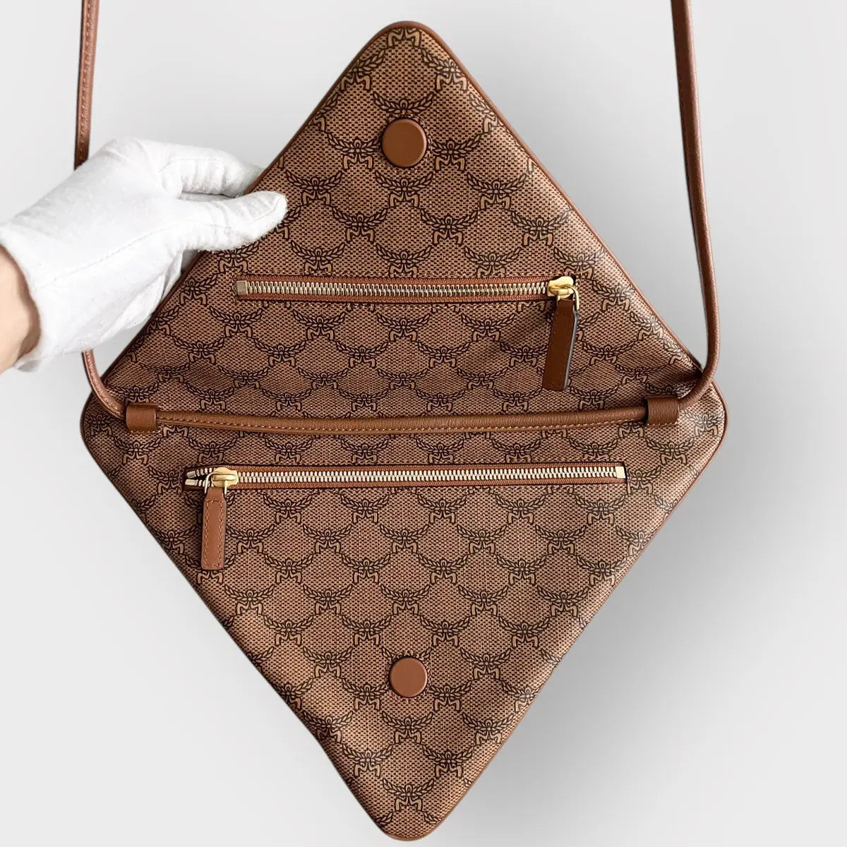 MCM Himmel Triangle Pouch Bag In Lauretos