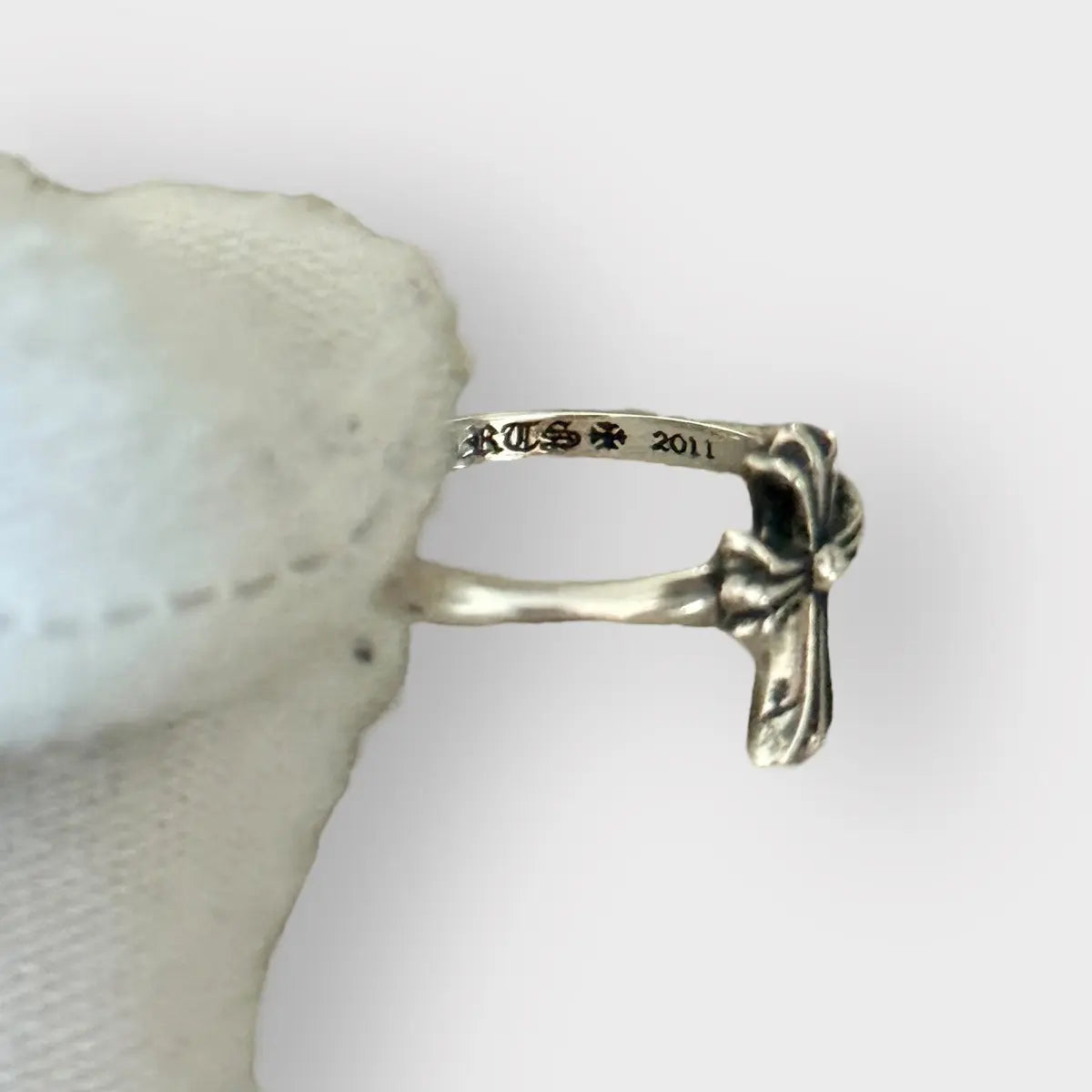 Chrome Hearts “Bubblegum” Cross Ring
