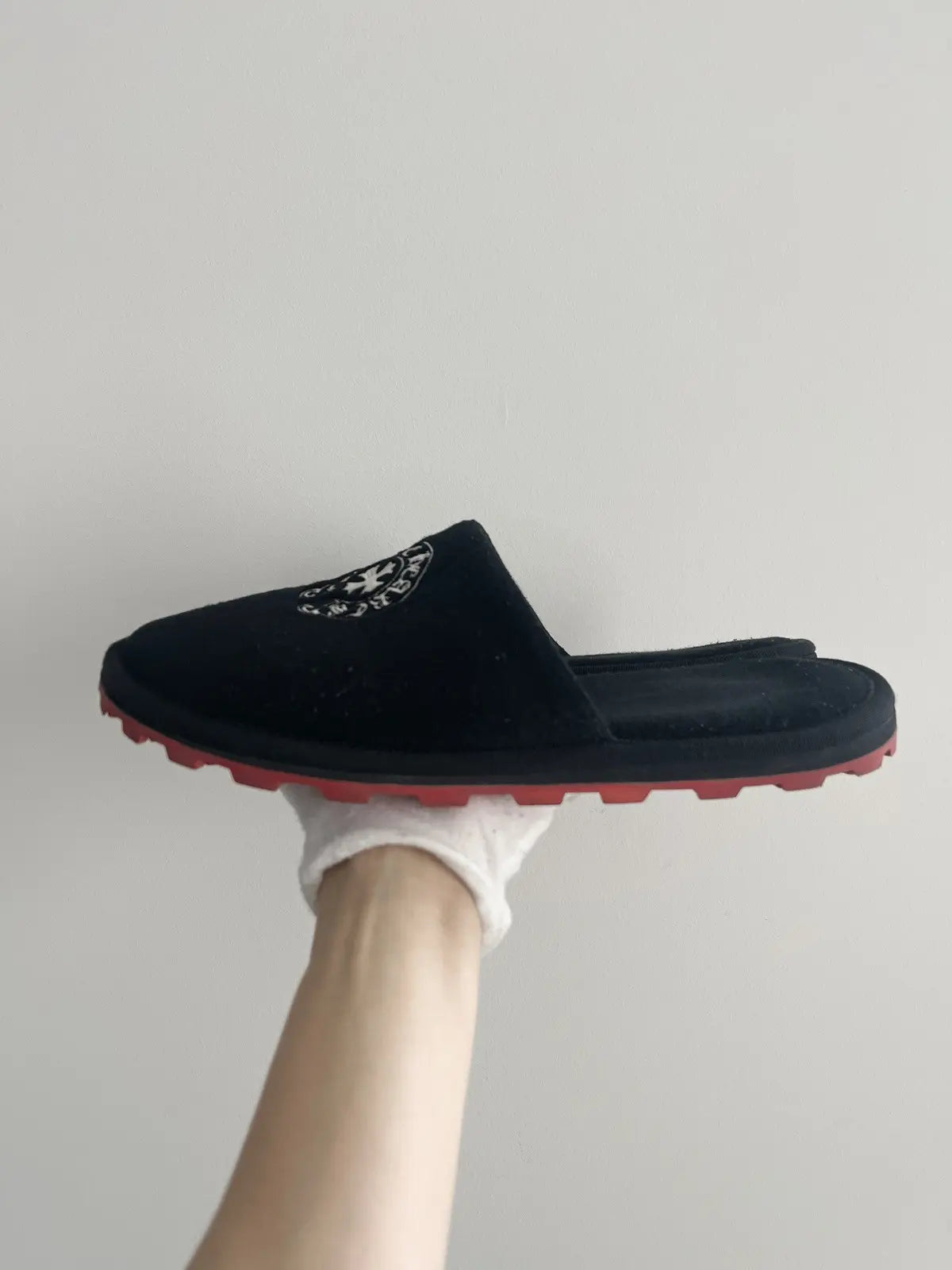 Chrome Hearts Jumbo Embroidered Horseshoe Slippers
