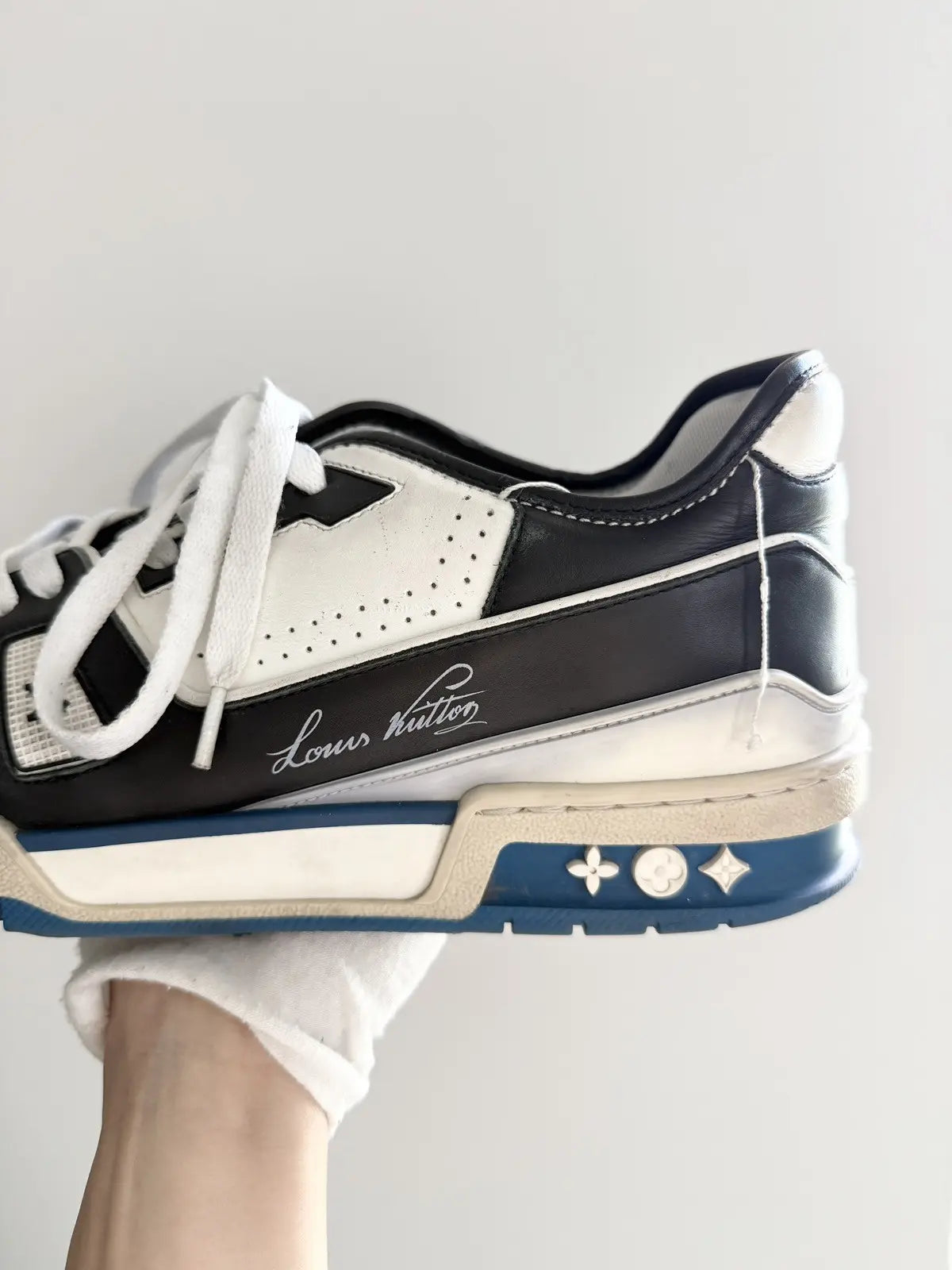 Louis Vuitton Trainer Virgil Abloh White Black Blue