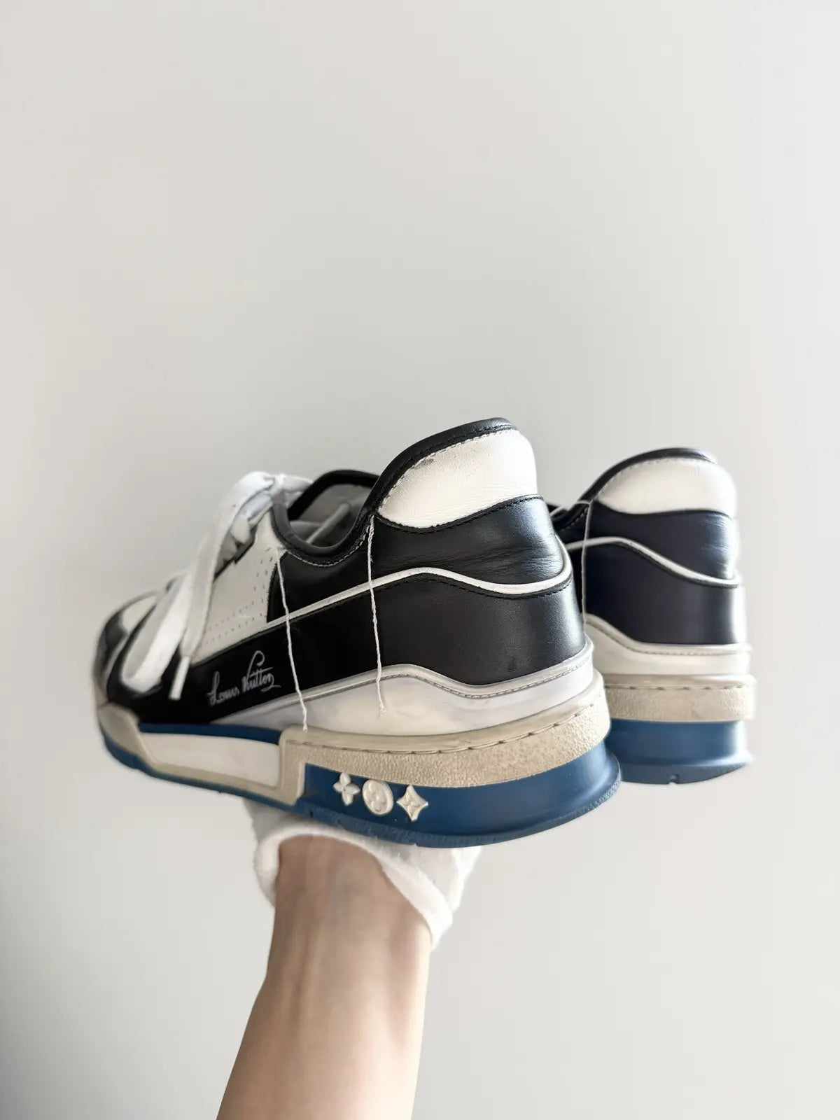 Louis Vuitton Trainer Virgil Abloh White Black Blue