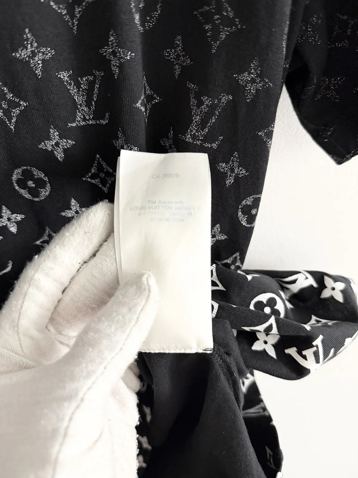 Louis Vuitton Gradient Monogram Tee