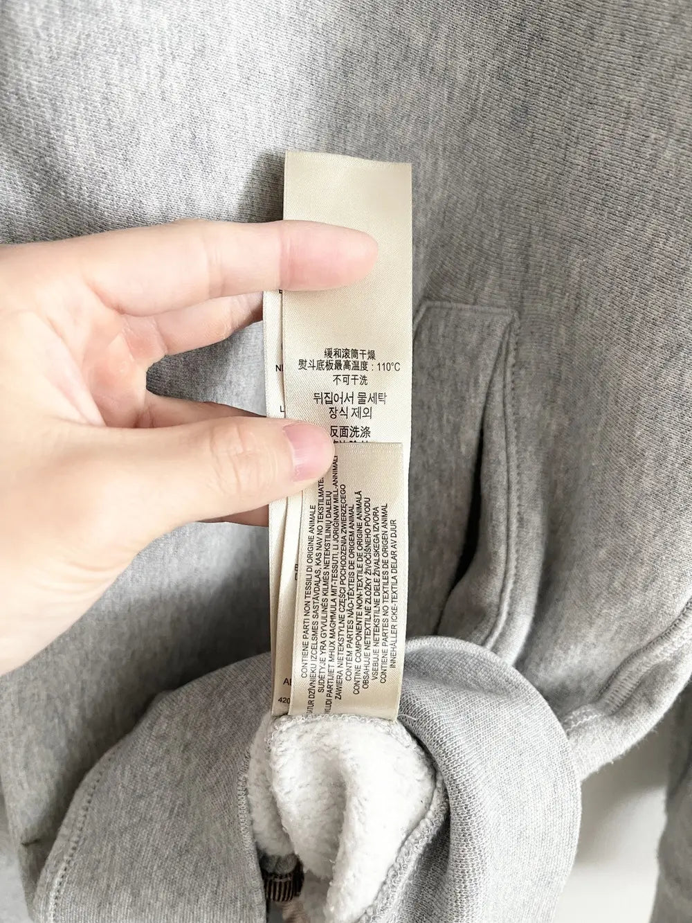 2000s Burberry Classic Logo Quarter Zip Up Sweatshirt