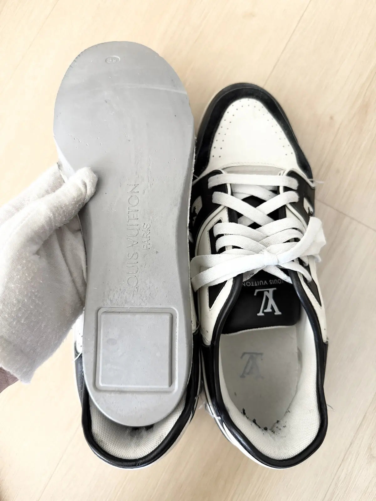 Louis Vuitton Trainer Virgil Abloh White Black Blue