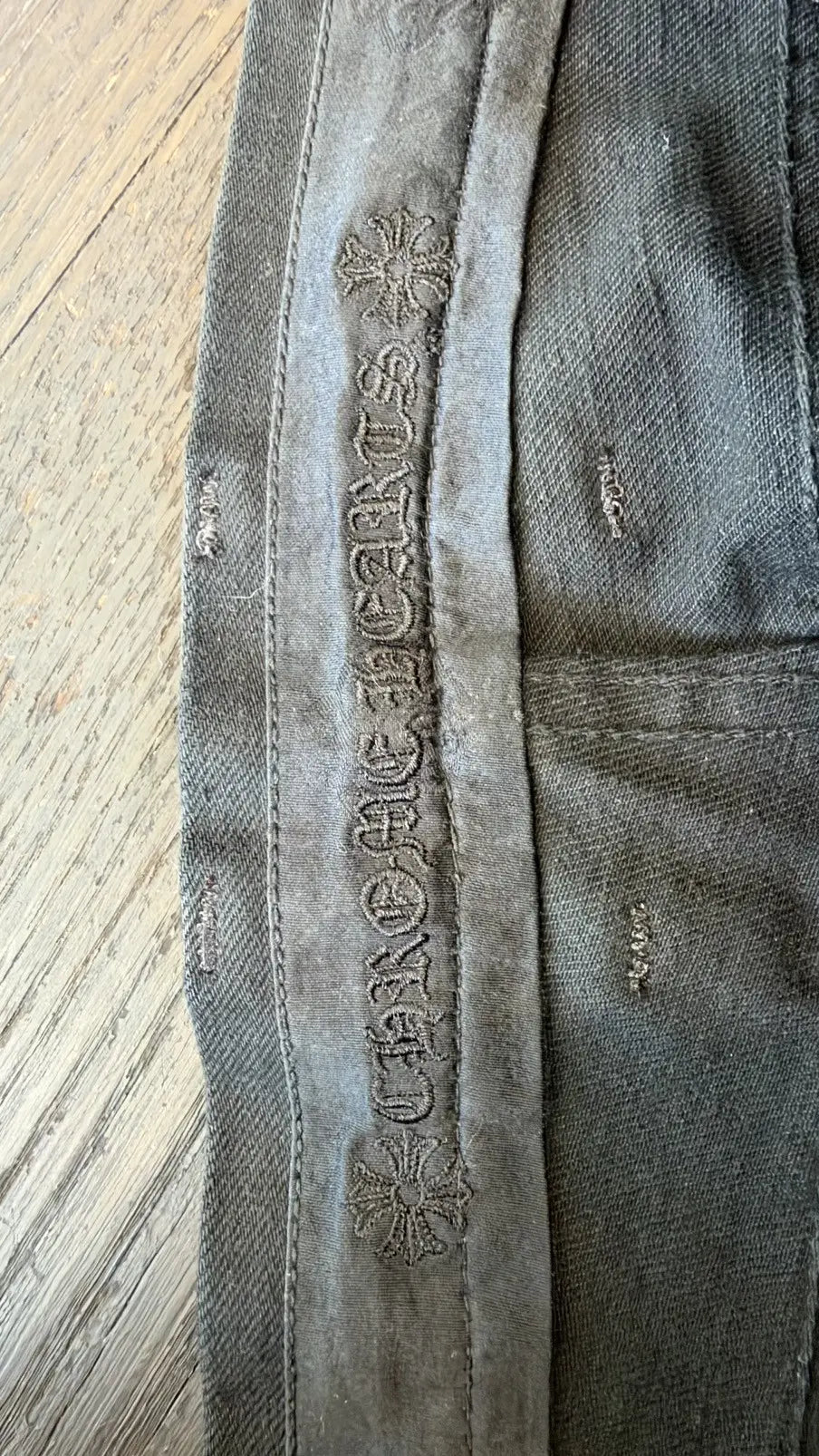 Chrome Hearts Cross Patch Jorts Vibe Cropped Denim Jeans Size 34 Chrome Hearts