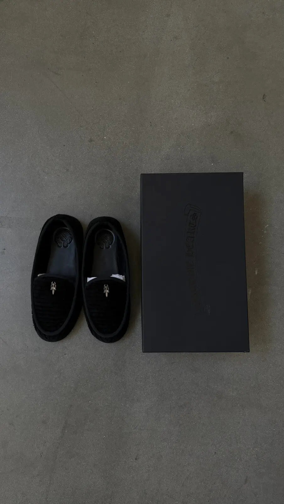 Chrome Hearts Black Corduroy Dagger Slippers