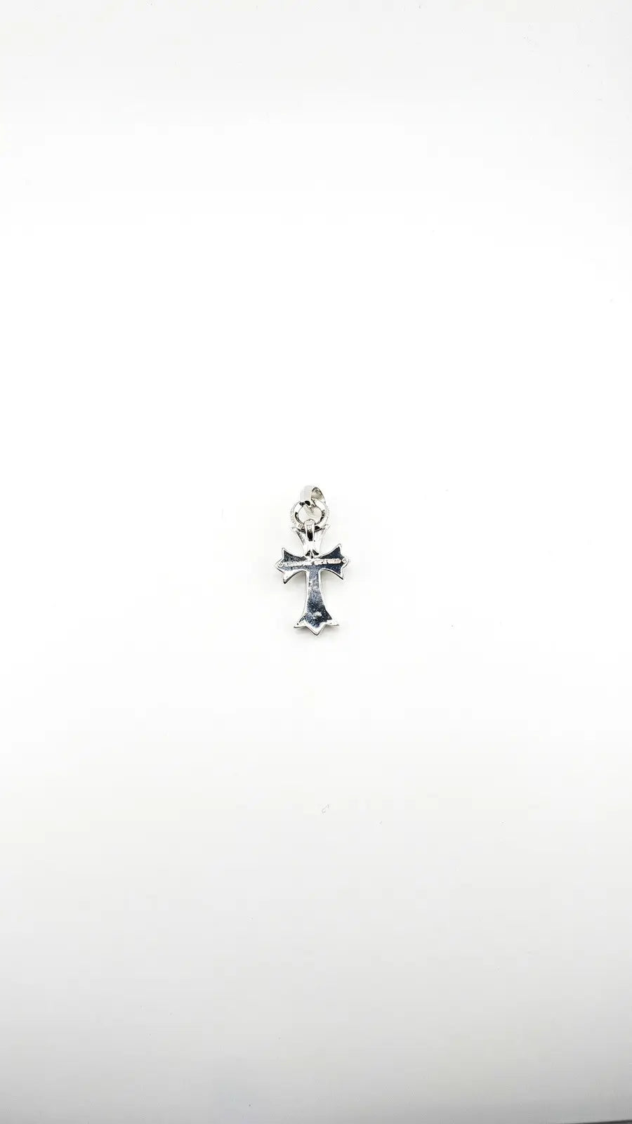 Chrome Hearts 18K White Gold Emerald Vine Cross Pendant Chrome Hearts