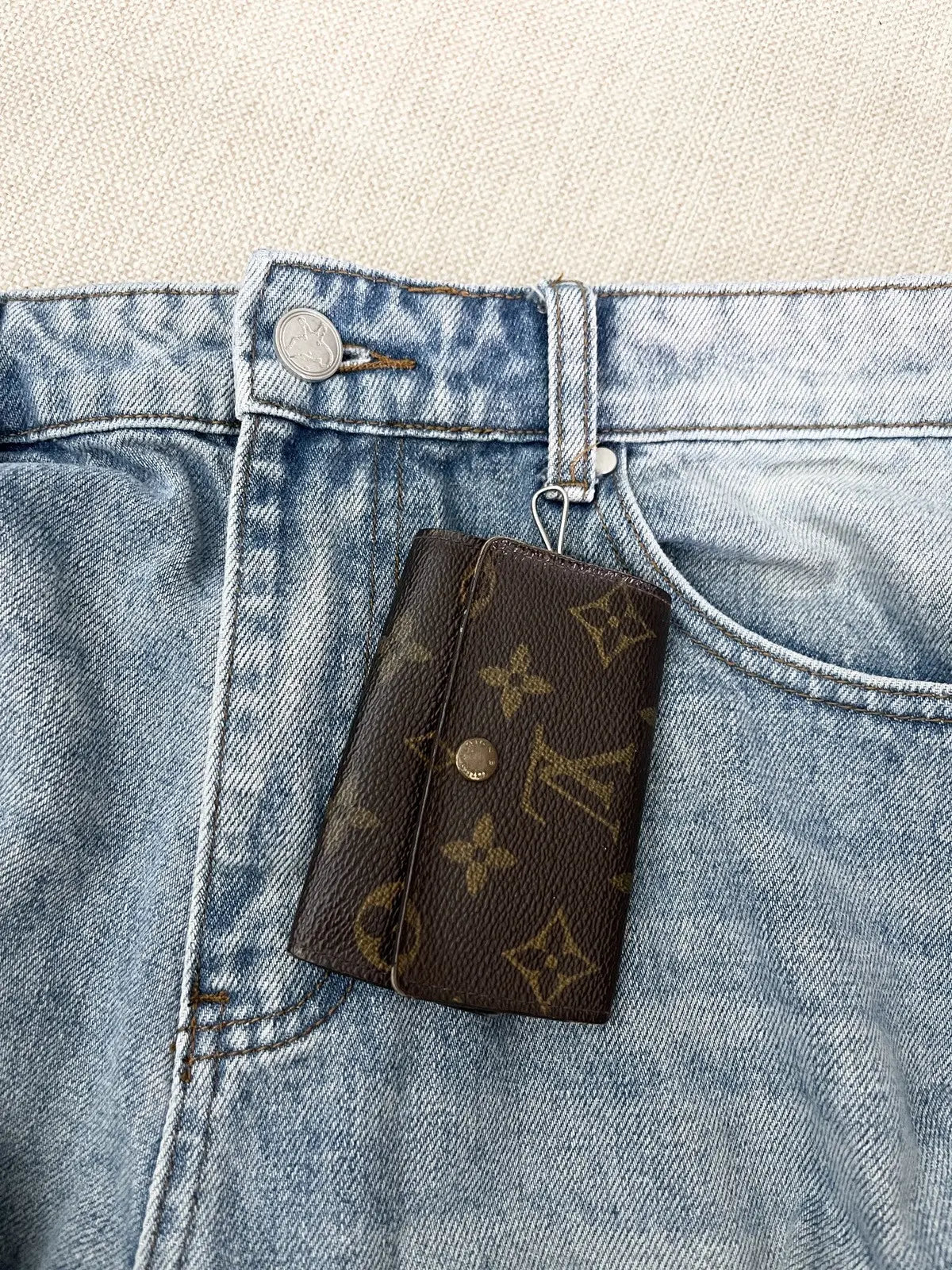 Louis Vuitton Jumbo Monogram Key Ring Holder Pouch