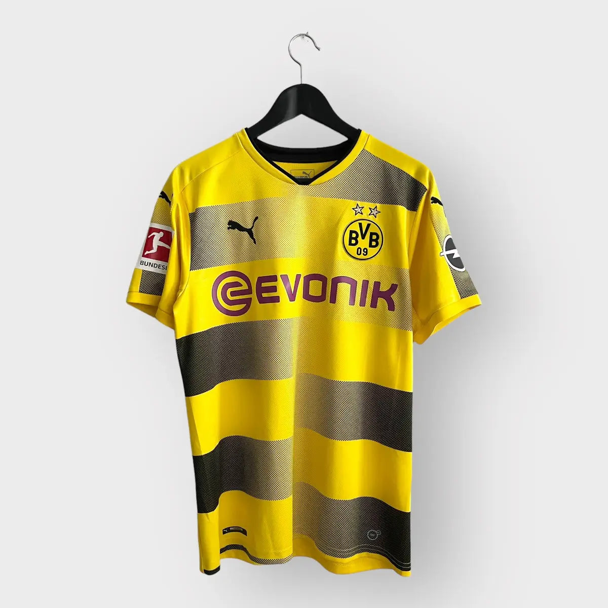 2017-18 Borussia Dortmund Home Jersey #22 Pulisic