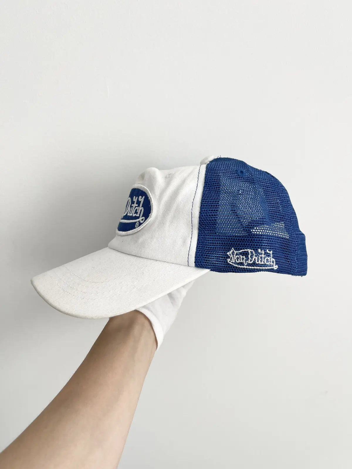 2000s Von Dutch Ocean Round Logo Hat