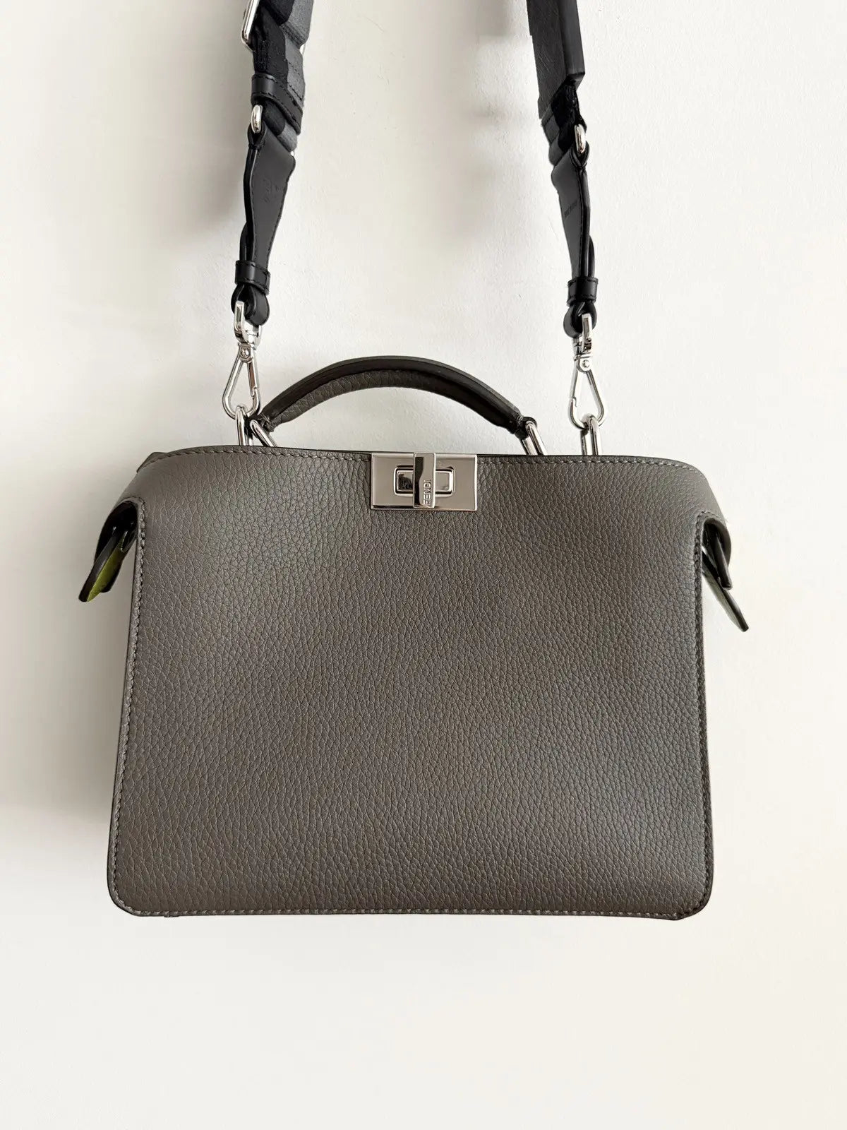 Fendi Peekaboo Iseeu Small Handbag