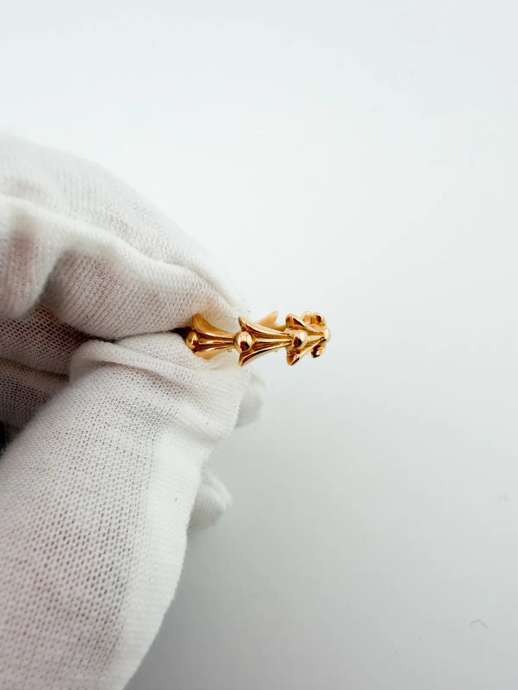 Chrome Hearts Gold Crosstail Ring
