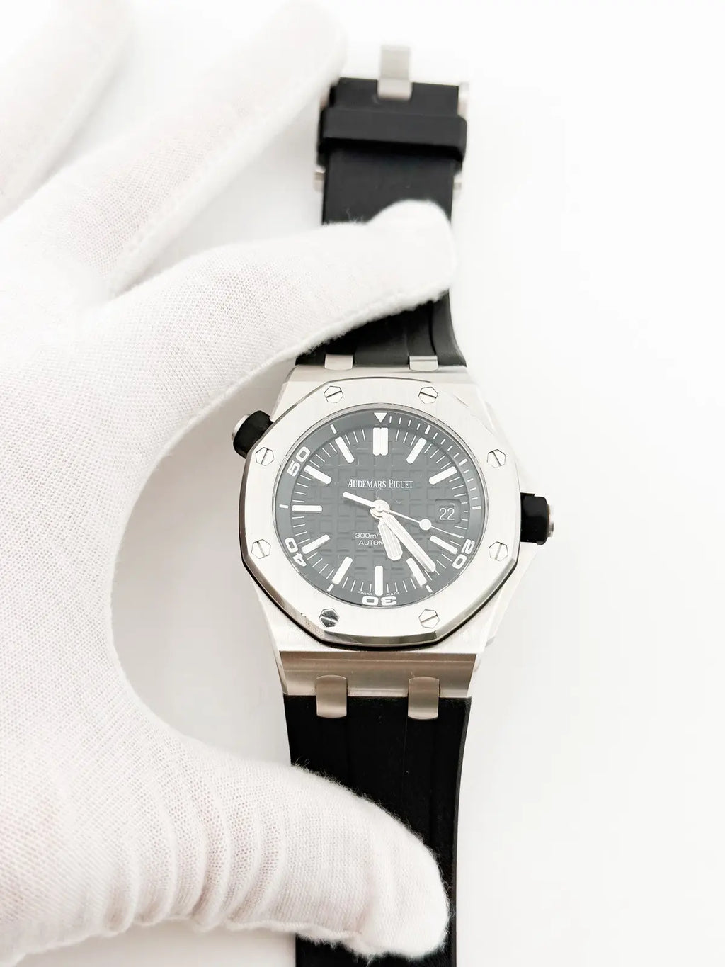 Audemars Piguet Royal Oak Offshore Diver Black Dial Auto Men's 42mm