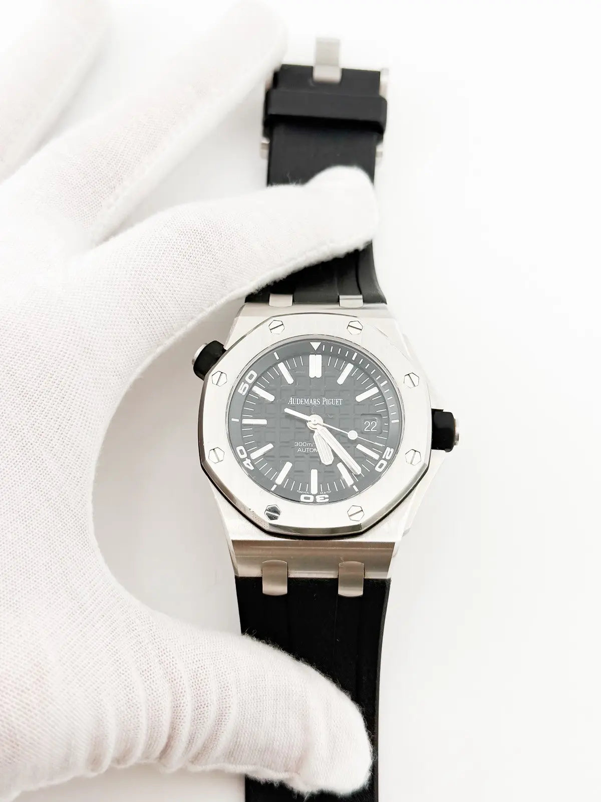 Audemars Piguet Royal Oak Offshore Diver Black Dial Auto Men's 42mm
