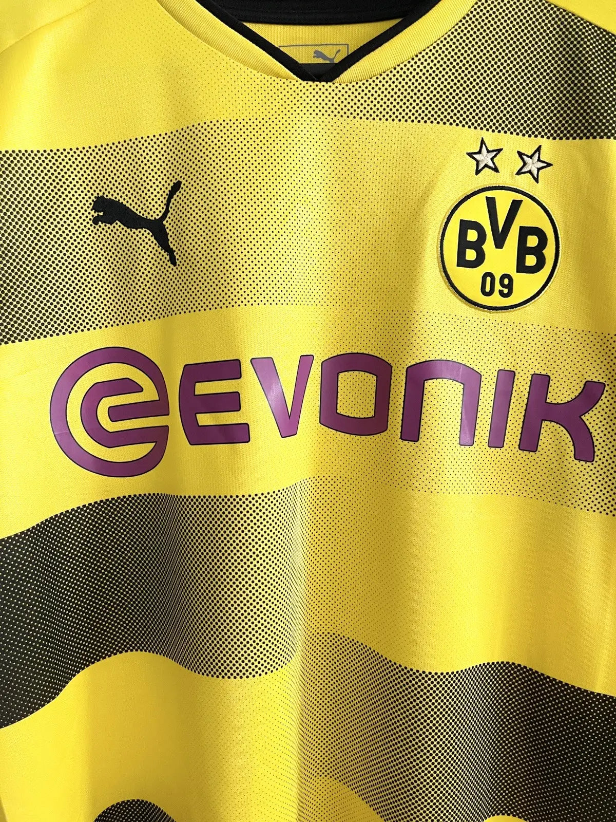 2017-18 Borussia Dortmund Home Jersey #22 Pulisic