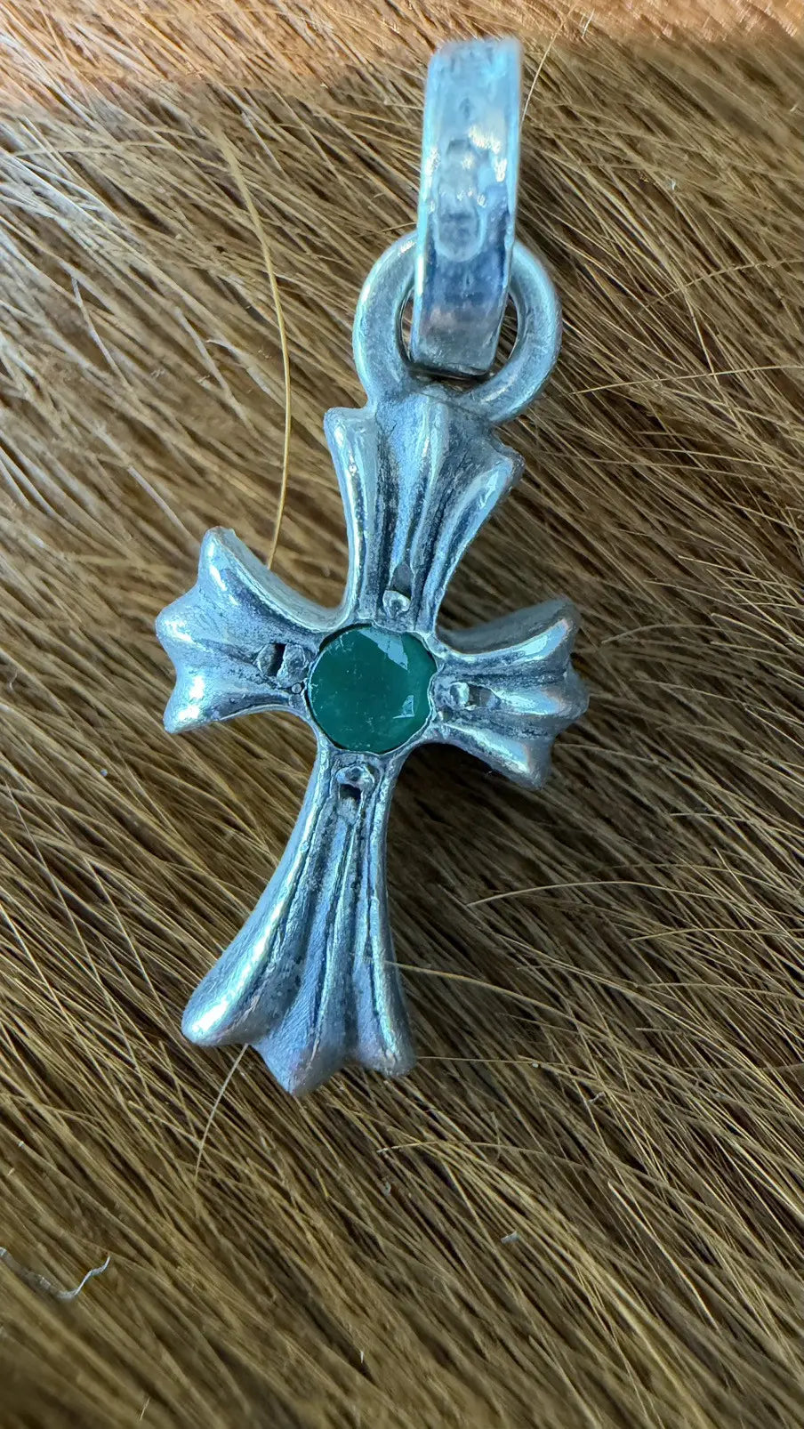 Chrome Hearts Emerald Baby Fat Cross Pendant Chrome Hearts