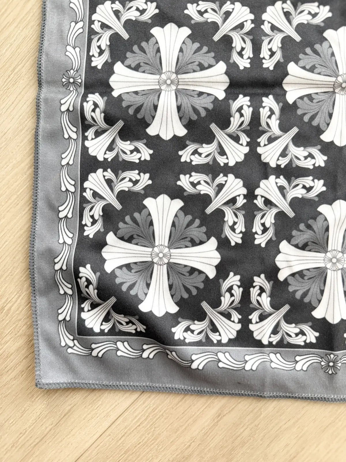 Chrome Hearts Sunglasses Case + Cloth