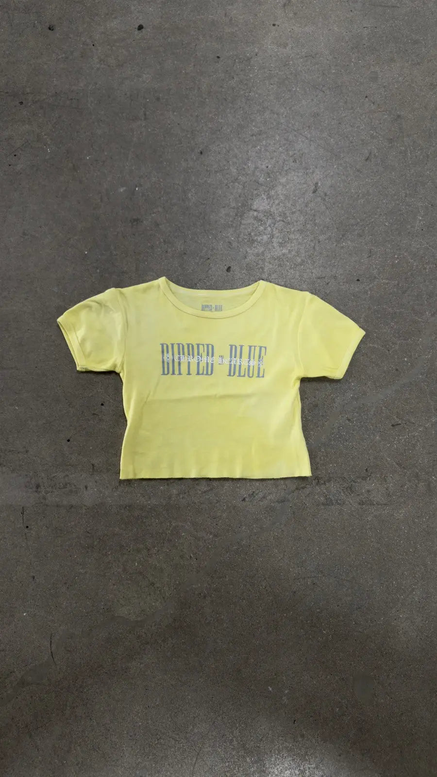 CHROME HEARTS × DIPPED IN BLUE Logo Print Cropped Tee