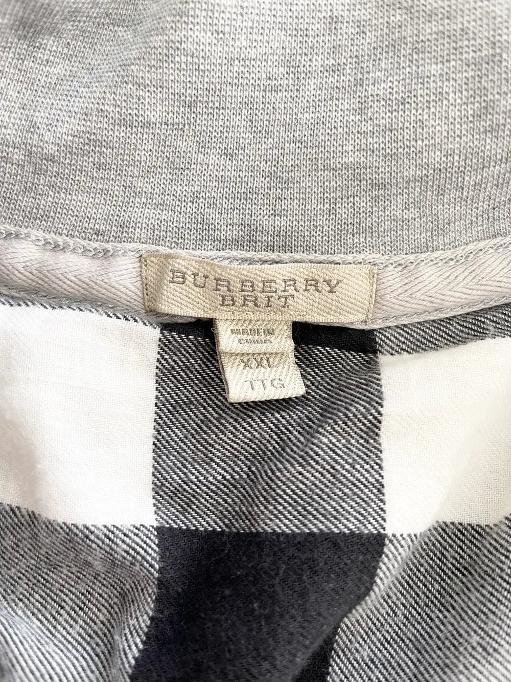 2000s Burberry Classic Logo Quarter Zip Up Sweatshirt