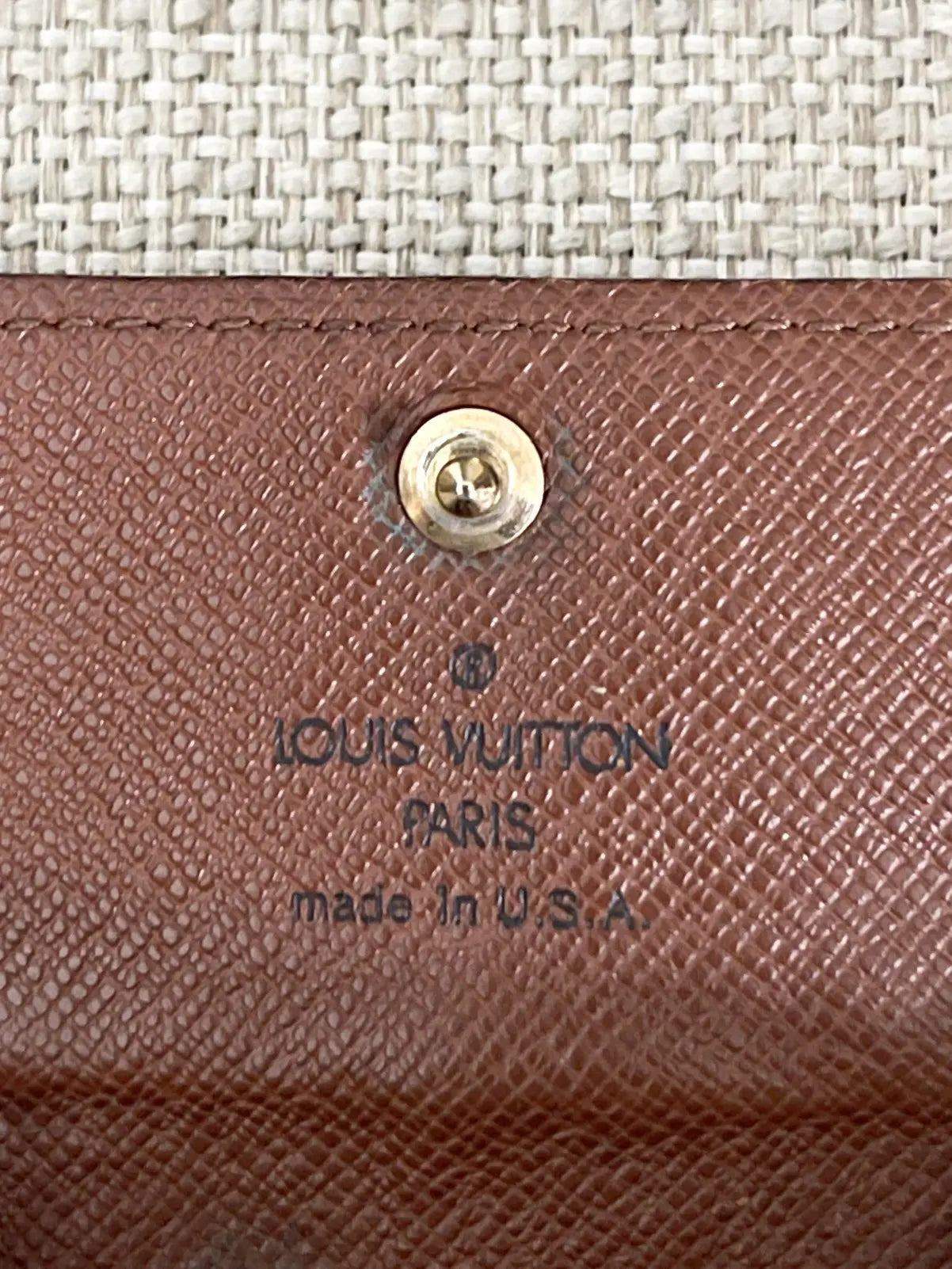 Louis Vuitton Jumbo Monogram Key Ring Holder Pouch