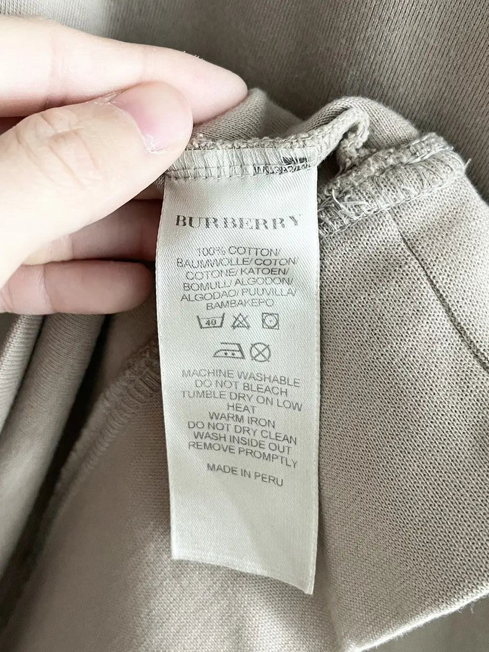 2000s Burberry Classic Logo Quarter Zip Up Sweatshirt