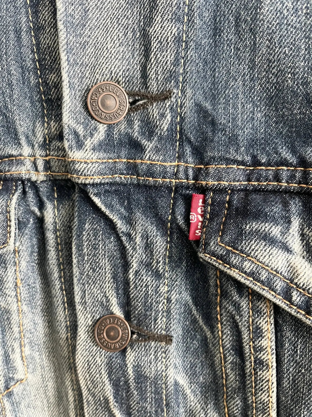 2000s Levi’s Big D Washed Denim Jacket