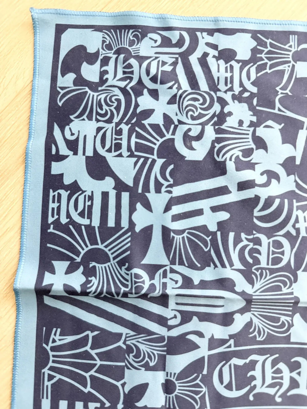 Chrome Hearts Sunglasses Case + Cloth