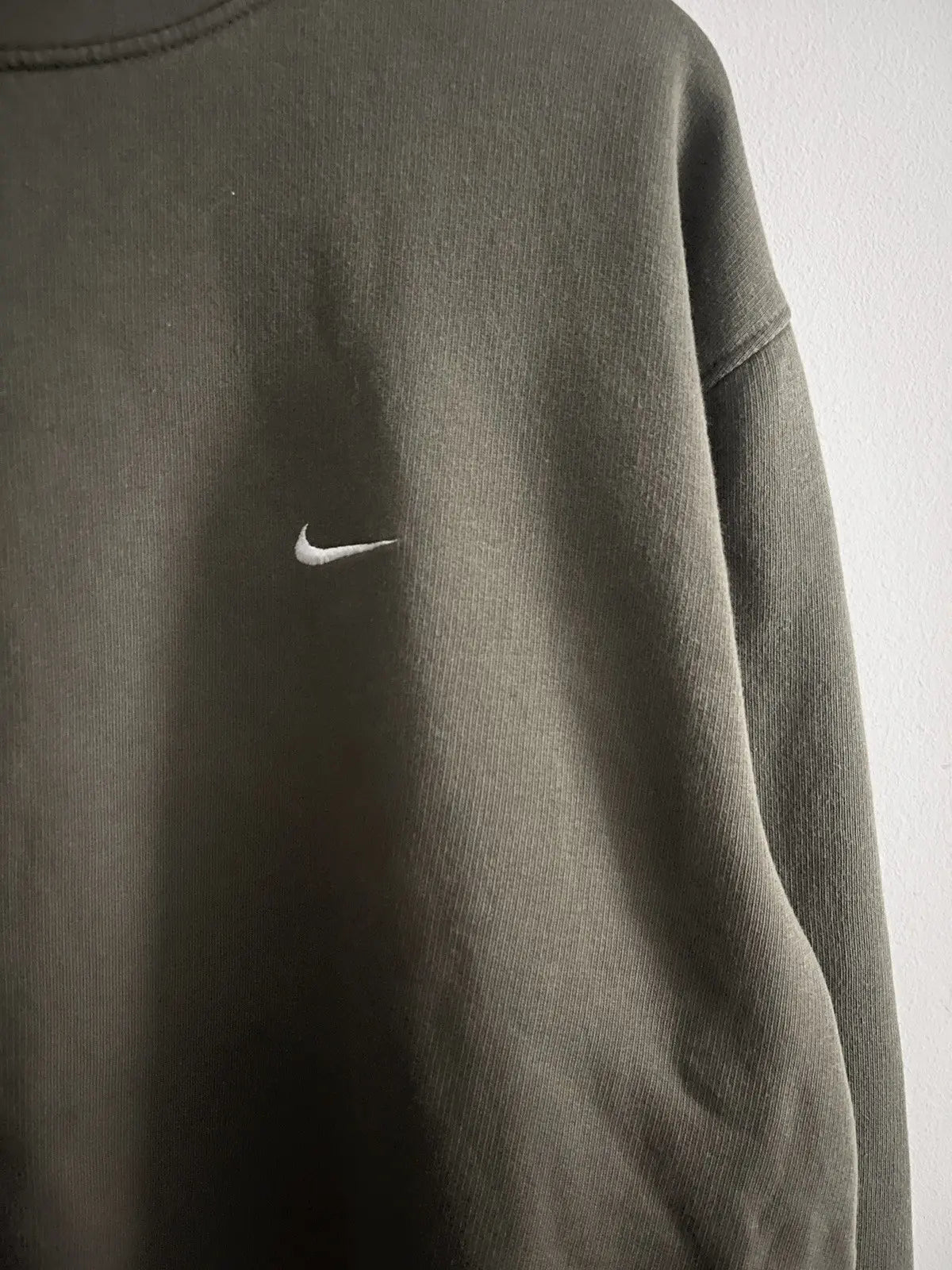 2000s Nike OG Sliver Tag Swoosh Crewneck Sweatshirt