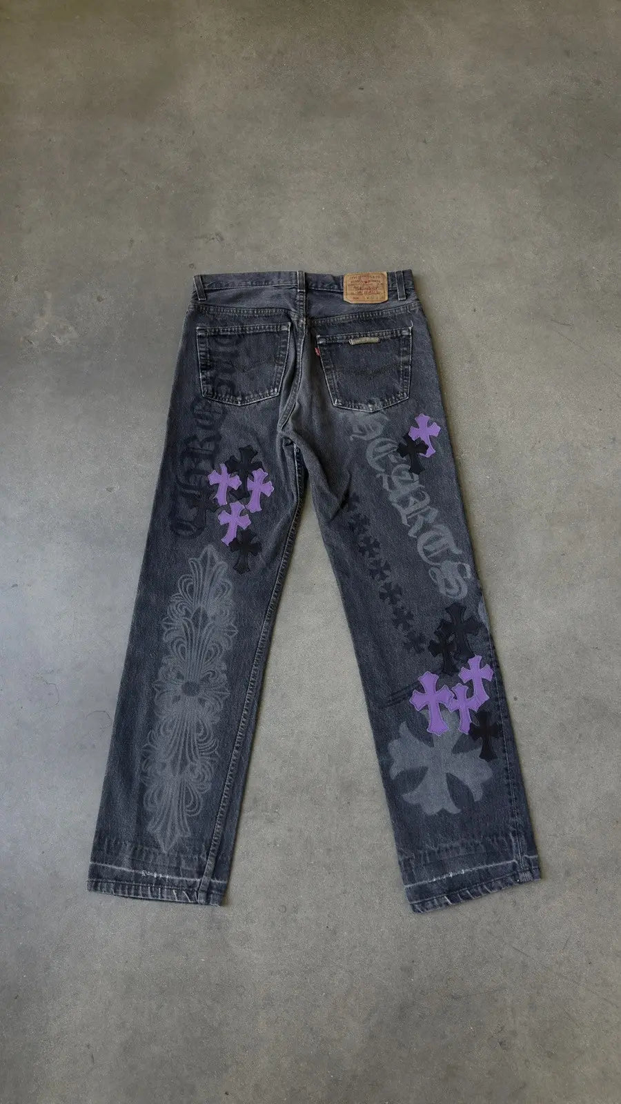 Chrome Hearts Levi's Cross Patch Stencil Jeans