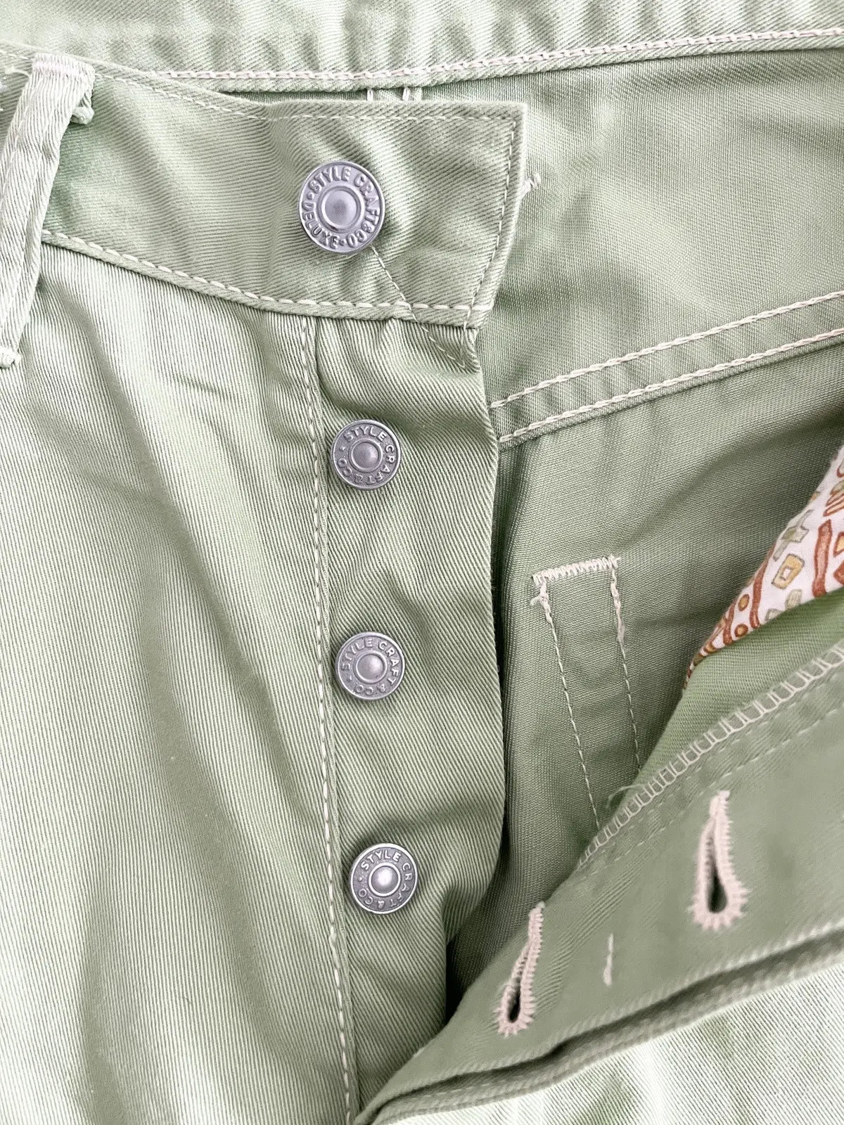 2005 Evisu Push Hills Golf Club Jumbo Logo Pants