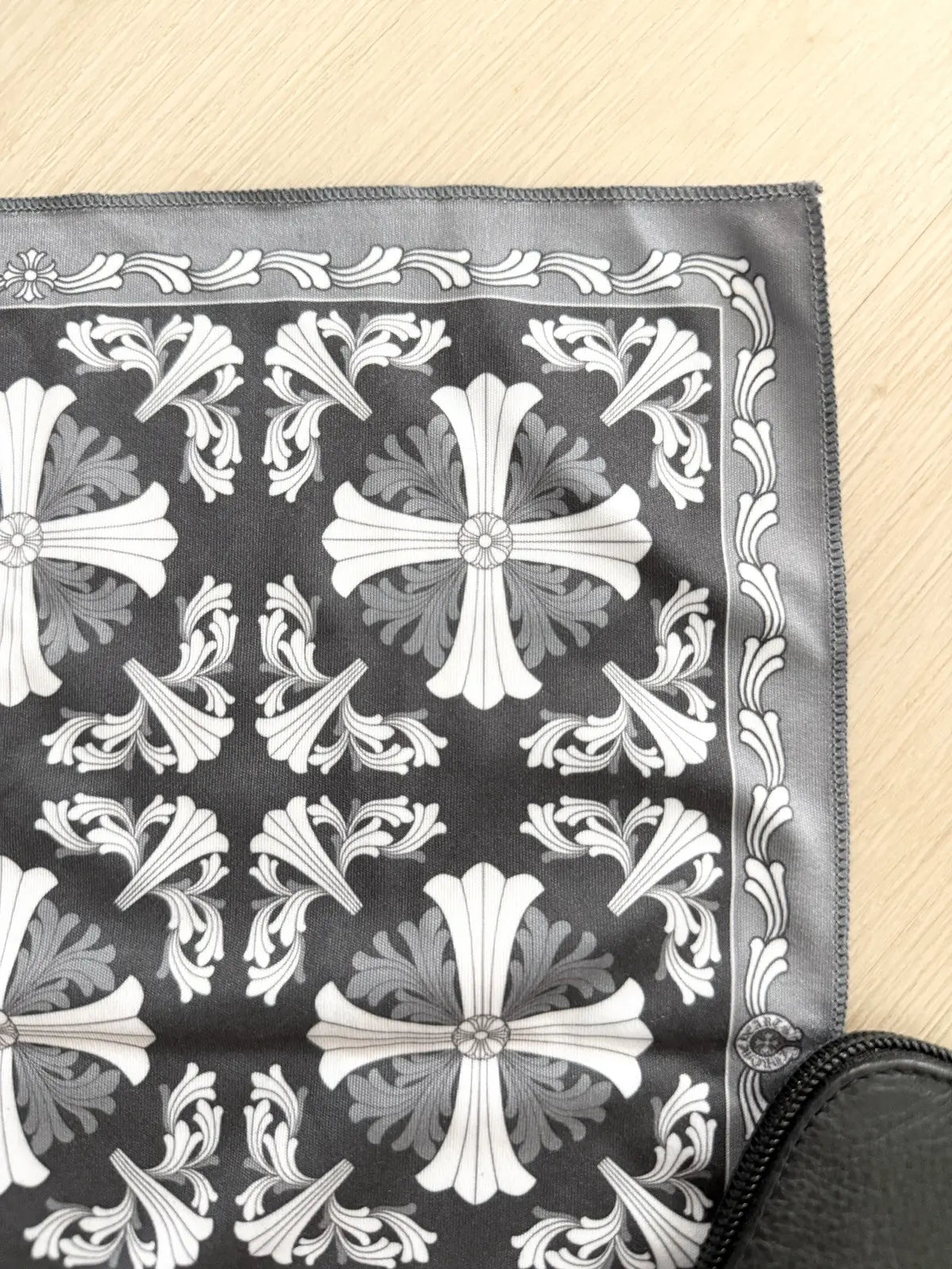 Chrome Hearts Sunglasses Case + Cloth